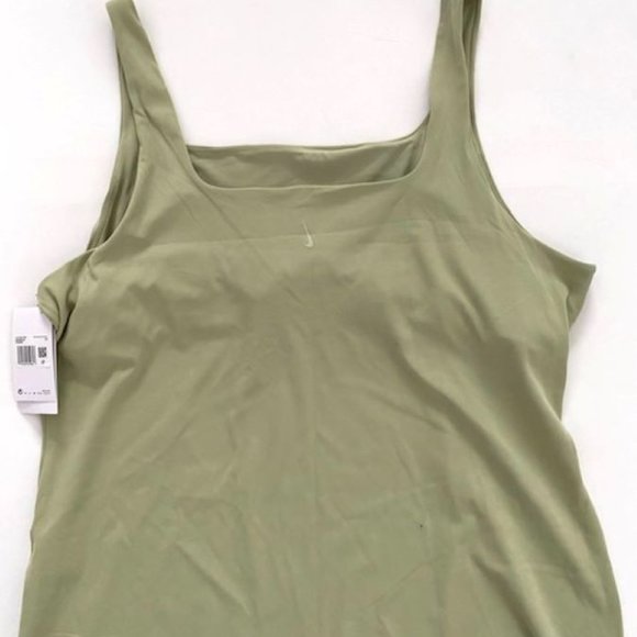 Yoga Luxe DC5390-369 Shelf-Bra Tank In Celadon Olive Aura - Picture 4 of 4